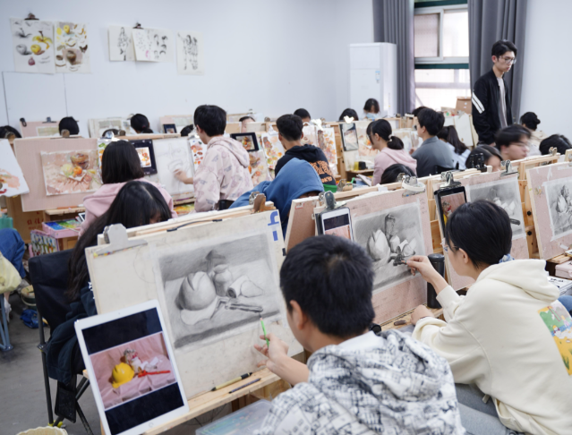 树立学位办学放大名校办学辐射效能加速
