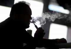 网上都不卖的电子烟，未成年人能在便利店买到